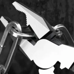 Alicate Universal Multifuncional de Aço Forjado