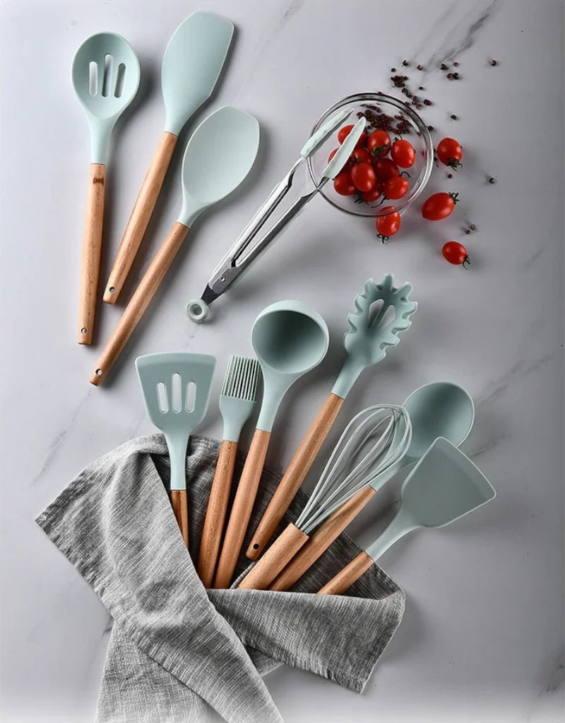 Kit Utensílios Silicone com Cabo de Madeira com 12 Peças