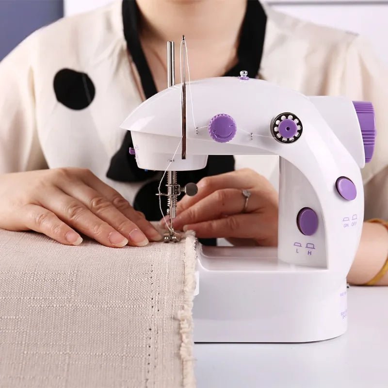 Mini Máquina Costura Elétrica Portátil com Mesa
