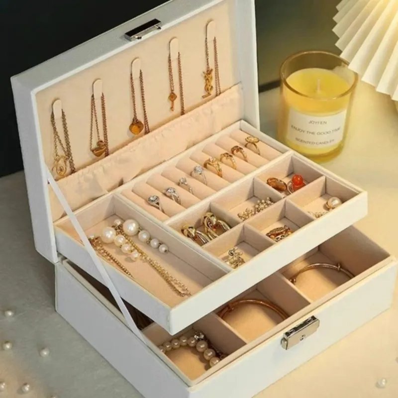 Porta-Joias de Veludo com Divisórias Internas