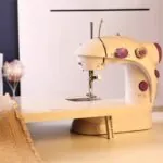Mini Máquina Costura Elétrica Portátil com Mesa