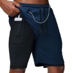 Bermuda Masculina 2 em 1 com Compressão e Bolsos