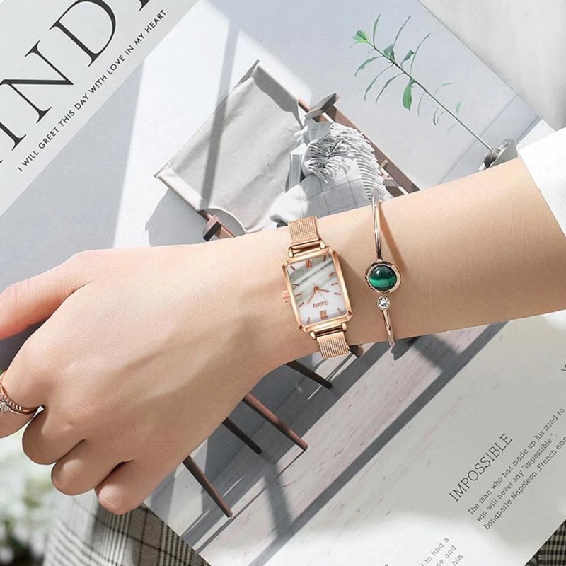 Relógio Feminino Elegante com Pulseira de Quartzo