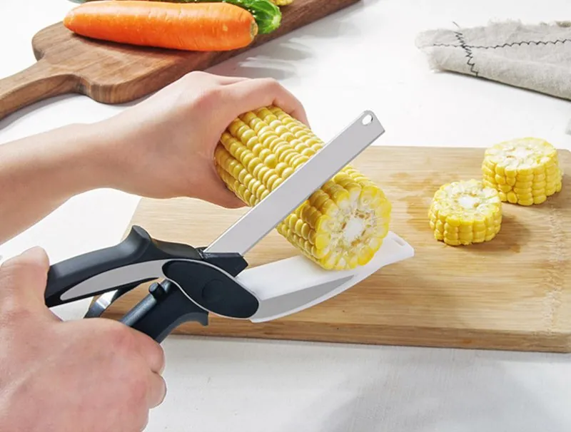 Tesoura de Cozinha 2 em 1 com Tábua de Corte