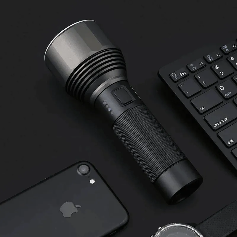 Lanterna Tática Recarregável 2000 Lúmens USB-C LED