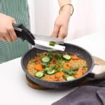 Tesoura de Cozinha 2 em 1 com Tábua de Corte