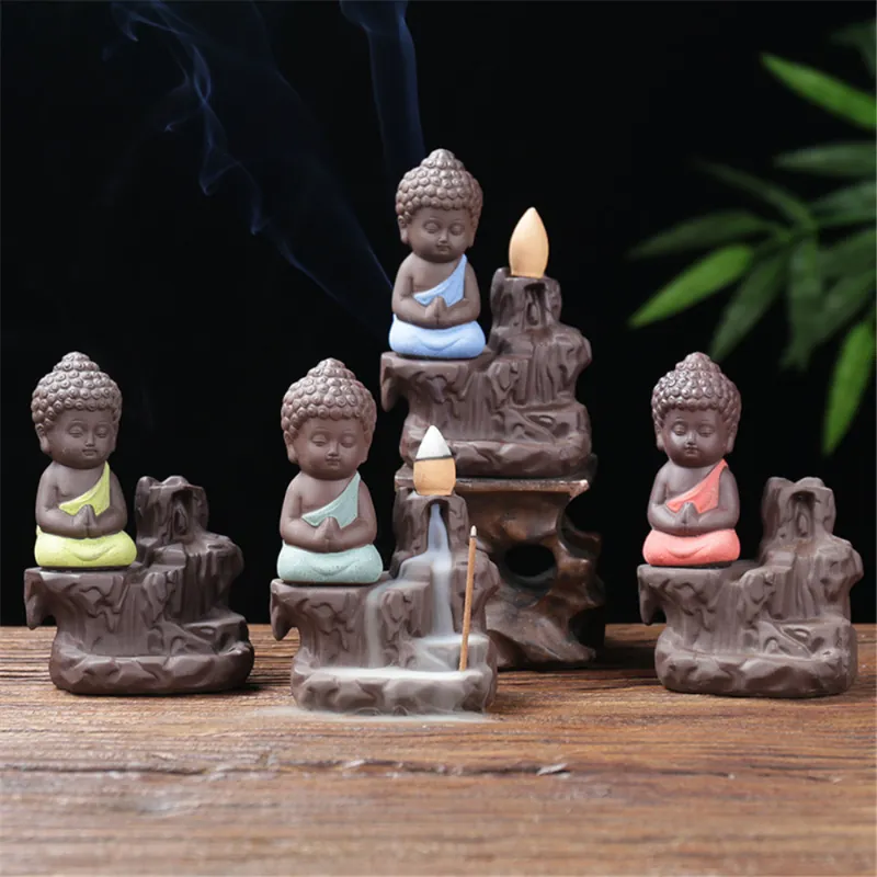 Incensário Buda de Cerâmica com Cascata de Fumaça