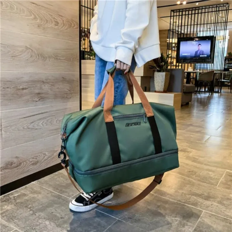 Mala esportiva impermeável para viagem e academia